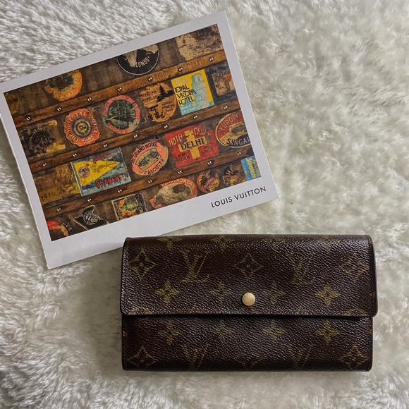 Louis Vuitton Sarah wallet